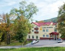 Kuren in Polen: Blick auf das Klinika Mlodosci Medical SPA Bad Flinsberg Isergebirge