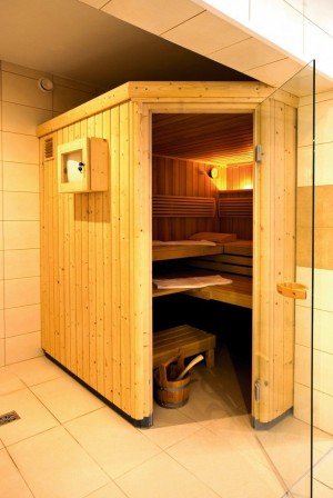 Kuren in Polen: Sauna im Kurhotel Arstone Villa am Park in Swinemünde Swinoujscie Ostsee
