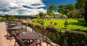 Kuren in Tschechien: Garten des Kurhaus Diana in Franzensbad Frantiskovy Lazne