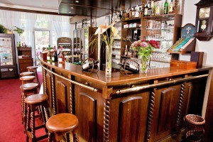 Kuren in Tschechien: Bar im Kurhaus Diana in Franzensbad Frantiskovy Lazne