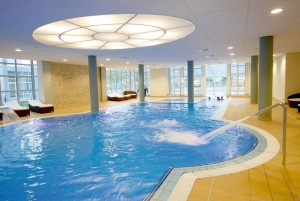 Kuren in Polen: Schwimmbad im Hotel Diva SPA in Kolberg Kolobrzeg
