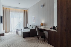Kuren Polen: © MARCIN ZACMIERUK - Weiteres Wohnbeispiel im Elements Hotel & Spa Bad Flinsberg Swieradów Zdrój Isergebirge Polen