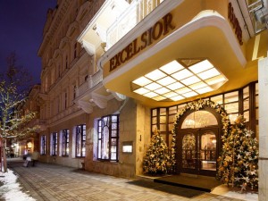Kuren in Tschechien: Haupteingang vom Hotel Excelsior © GALA HOTELS, s.r.o. Marienbad