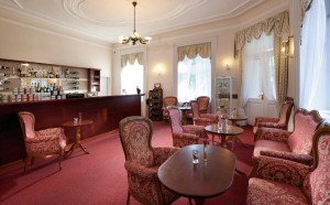 Kuren Tschechien: Lobby mit Bar © Franzensbad IMPERIAL AG -Franzensbad Frantiskovy Lázne Tschechien