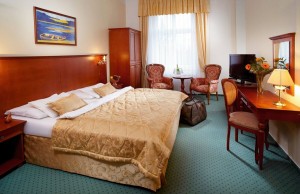 Kuren Tschechien: Zimmerbeispiel Doppelzimmer Standard © Franzensbad IMPERIAL AG -Franzensbad Frantiskovy Lázne Tschechien