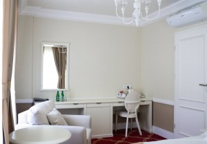 Kuren in Polen: Weitere Zimmeransicht im Kurhaus Jan Kazimierz in Bad Reinerz Duszniki Zdrój