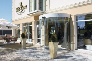 Kuren in Polen: Eingangsbereich des Gesundheits- und Erholungszentrum Król Plaza Spa und Wellness in Jershöft Ostsee