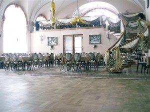 Kuren in Polen: Geniessen im Kurmittelhaus Dom Zdrojowy in Bad Flinsberg Swieradów Zdrój Isergebirge