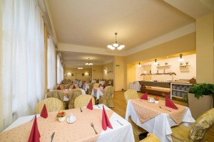 Kuren in Tschechien: Restaurant im Kurhotel Luisa Franzensbad Frantiskovy Lazne