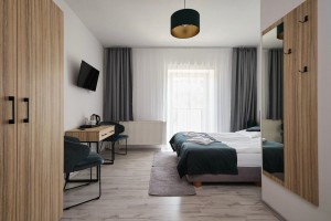 Kuren Polen: Wohnbeispiel im Hotel Dobrzynski Resort Nefryt Bad Flinsberg Swieradów Zdrój Isergebirge Polen © www.szerokaty.pl