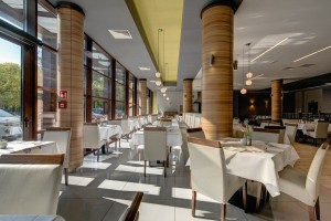 Kuren in Polen: Restaurant vom Kurhaus Olymp 3 in Kolberg Kolobrzeg Ostsee