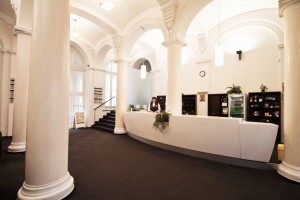 Kuren Tschechien: Rezeption im Kurhaus Parkquelle © Sadovy Pramen Karlsbad Tschechien