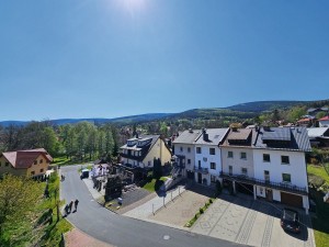 Außenansicht des Kurhaus Pasja Bad Flinsberg Swieradów Zdrój Isergebirge Polen