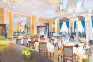 Kuren in Polen: Speiseraum im Sanatorium Polonia in Bad Kudowa Kudowa Zdrój