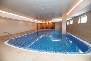 Kuren Tschechien: Schwimmbad © PETRA TOMANOVA - Kurhotel Pyramida Franzensbad Frantiskovy Lazné Tschechien