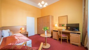 Kuren in Tschechien: © Františkovy Lázně Savoy a.s. - Beispiel Einzelzimmer Komfort im Kurhaus Savoy Franzensbad Frantiskovy La