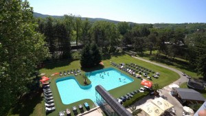 Kuren Slowakei: © Piestany, Ensana Health Spa Hotels - Außenpool des Ensana Splendid Health Spa Hotel Piestany Pistyan