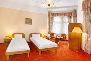 Kuren Tschechien: © ENSANA HOTELS MARIANSKE LAZNE Zimmerbeispiel im Ensana Spa Hotel Svoboda Marienbad Marianske Lazne Tschechie