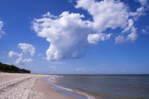 Kuren in Polen: Strandansicht beim Kur- und Erholungszentrum Venus Treptower Deep Mrzezyno