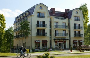 Kuren in Polen: Blick auf das Hotel Gold in Swinemünde Swinoujscie