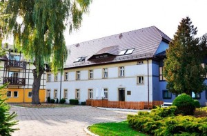 Kuren in Polen: Weitere Ansicht vom Sanatorium Irena Bad Polzin Połczyn-Zdrój
