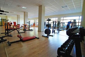 Kuren in Polen: Fitnessraum im Wellnesshotel Sandra SPA Karpacz in Krummhübel