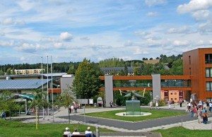 Kuren Deutschland: Verbindungsgang Silbertherma zum Santé Royal Hotel Warmbad Sachsen