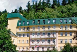 Kuren in Polen: Blick auf das Ensana Health Spa Hotel Vltava Marienbad Mariánske Lázne