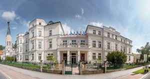 Kuren Tschechien: © MONTI SPA HOTEL - Außenansicht vom Kurhaus Monti SPA Franzensbad Frantiskovy Lázne