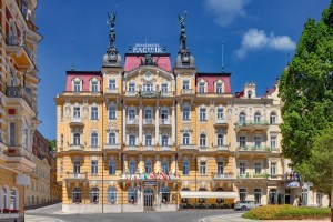 Kuren Tschechien: Außenansicht vom Ensana Health Spa Resort Grandhotel Pacifik Marienbad