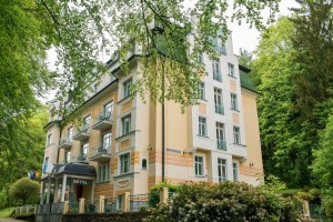 Kuren Tschechien: © Hausansicht vom Kurhotel Silva Marienbad Marianske Lazne Westböhmen